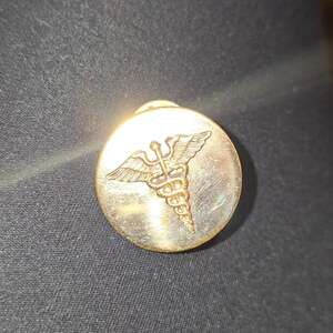 Vintage WWII US Army Enlisted Medical Corps Collar Corps Pin N.S. Meyer NY